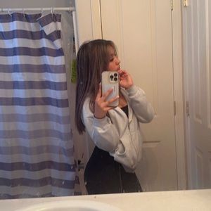 Meet your Posher, Cecilia